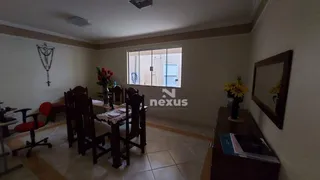 Casa com 3 Quartos à venda, 187m² no Santa Mônica, Uberlândia - Foto 2
