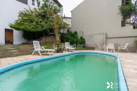 Casa com 3 Quartos à venda, 300m² no Santo Antônio, Porto Alegre - Foto 30