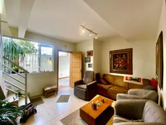 Casa com 2 Quartos à venda, 108m² no Santa Terezinha, Belo Horizonte - Foto 4
