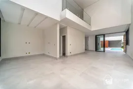 Casa com 3 Quartos à venda, 295m² no Centro, Camboriú - Foto 2