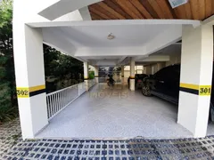 Apartamento com 4 Quartos para alugar, 180m² no Praia de Bombas, Bombinhas - Foto 19