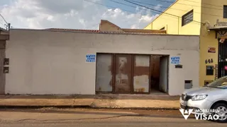 Casa com 2 Quartos à venda, 100m² no Jardim Copacabana, Uberaba - Foto 1