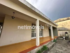 Casa com 3 Quartos à venda, 241m² no Parque Sao Pedro Venda Nova, Belo Horizonte - Foto 2