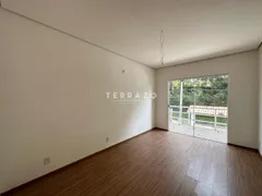 Casa com 4 Quartos à venda, 219m² no Granja Guarani, Teresópolis - Foto 24