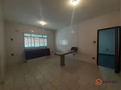 Casa com 3 Quartos à venda, 271m² no Centro, Poá - Foto 11