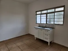 Casa com 2 Quartos para alugar, 120m² no Jardim Canaa, São José do Rio Preto - Foto 3