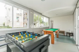 Apartamento com 3 Quartos para alugar, 71m² no Humaitá, Porto Alegre - Foto 8