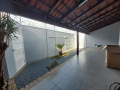 Casa com 3 Quartos à venda, 170m² no Tubalina, Uberlândia - Foto 32