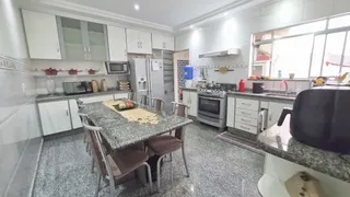 Casa com 3 Quartos à venda, 220m² no Vila Albano, São Paulo - Foto 12