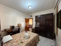 Casa com 3 Quartos à venda, 178m² no Osvaldo Rezende, Uberlândia - Foto 8