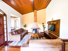 Casa com 3 Quartos à venda, 285m² no Fazendinha, Teresópolis - Foto 2