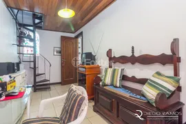 Casa com 3 Quartos à venda, 225m² no Jardim Itú Sabará, Porto Alegre - Foto 16