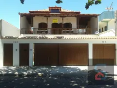 Casa com 8 Quartos à venda, 211m² no Jardim Nautilus, Cabo Frio - Foto 1