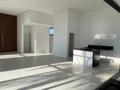 Casa de Condomínio com 3 Quartos para alugar, 244m² no Alphaville Sorocaba, Sorocaba - Foto 4