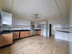 Casa com 3 Quartos para alugar, 240m² no Itaum, Joinville - Foto 4