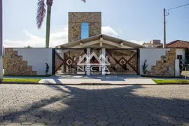 Casa com 3 Quartos à venda, 224m² no Indaiá, Caraguatatuba - Foto 2