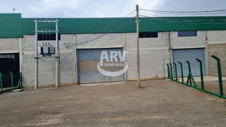 Galpão / Depósito / Armazém para alugar, 700m² no Barnabe, Gravataí - Foto 3