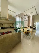 Casa com 3 Quartos à venda, 189m² no Aclimacao, Uberlândia - Foto 2