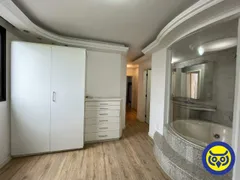 Apartamento com 2 Quartos para alugar, 78m² no Centro, Florianópolis - Foto 18