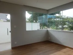 Casa com 3 Quartos à venda, 250m² no Cabral, Contagem - Foto 9