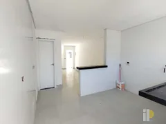 Sobrado com 2 Quartos à venda, 81m² no Balneário Itaoca, Mongaguá - Foto 4