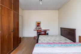 Casa com 8 Quartos à venda, 200m² no Hugo Lange, Curitiba - Foto 22