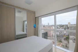 Apartamento com 2 Quartos para alugar, 58m² no Centro Cívico, Curitiba - Foto 4