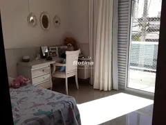 Casa com 5 Quartos à venda, 261m² no Santa Mônica, Uberlândia - Foto 14