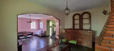 Casa com 4 Quartos à venda, 235m² no Havaí, Belo Horizonte - Foto 2