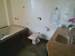 Casa com 6 Quartos para alugar, 200m² no Praia do Estaleirinho, Balneário Camboriú - Foto 12