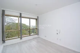 Conjunto Comercial / Sala para alugar, 27m² no Tristeza, Porto Alegre - Foto 2