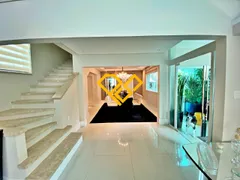 Casa com 3 Quartos para alugar, 230m² no Gonzaga, Santos - Foto 4