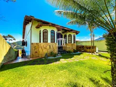 Casa com 3 Quartos à venda, 285m² no Fazendinha, Teresópolis - Foto 1