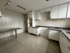 Apartamento com 3 Quartos para alugar, 160m² no Popular, Cuiabá - Foto 35