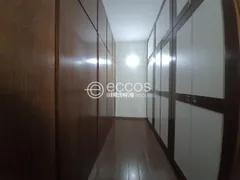 Casa com 4 Quartos à venda, 560m² no Fundinho, Uberlândia - Foto 10