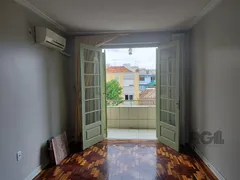 Apartamento com 2 Quartos à venda, 78m² no Floresta, Porto Alegre - Foto 3