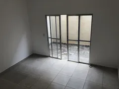 Sobrado com 2 Quartos para alugar, 70m² no Jardim Maracanã, São José do Rio Preto - Foto 2