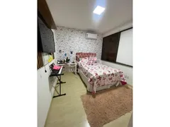 Casa com 6 Quartos para alugar, 10m² no Umuarama, Uberlândia - Foto 15