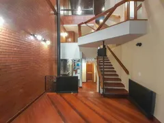 Casa de Condomínio com 3 Quartos para alugar, 359m² no Cristal, Porto Alegre - Foto 3