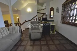 Casa com 3 Quartos à venda, 270m² no Jardim Leopoldina, Porto Alegre - Foto 4