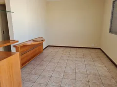 Apartamento com 3 Quartos para alugar, 140m² no Centro, Taubaté - Foto 2