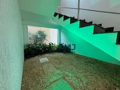 Casa de Condomínio com 4 Quartos à venda, 350m² no Jardins Madri, Goiânia - Foto 13