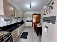 Apartamento com 3 Quartos à venda, 110m² no Vila Ipiranga, Porto Alegre - Foto 7