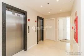Apartamento com 2 Quartos para alugar, 55m² no Jardim Carvalho, Porto Alegre - Foto 18