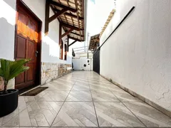 Casa com 2 Quartos à venda, 130m² no Copacabana, Belo Horizonte - Foto 38