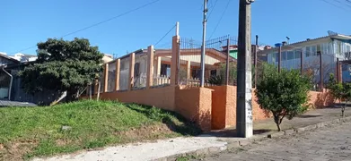 Casa com 3 Quartos à venda, 128m² no Jardim Iracema, Caxias do Sul - Foto 2