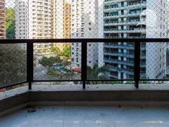 Apartamento com 3 Quartos para venda ou aluguel, 140m² no Pitangueiras, Guarujá - Foto 4