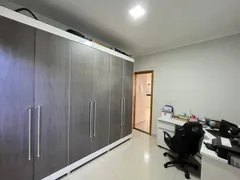 Casa com 2 Quartos para alugar, 115m² no Shopping Park, Uberlândia - Foto 15