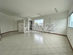 Conjunto Comercial / Sala para alugar, 55m² no Itacorubi, Florianópolis - Foto 6