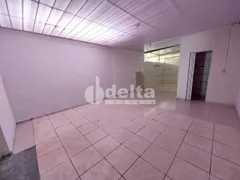 Loja / Salão / Ponto Comercial para alugar, 100m² no Segismundo Pereira, Uberlândia - Foto 2